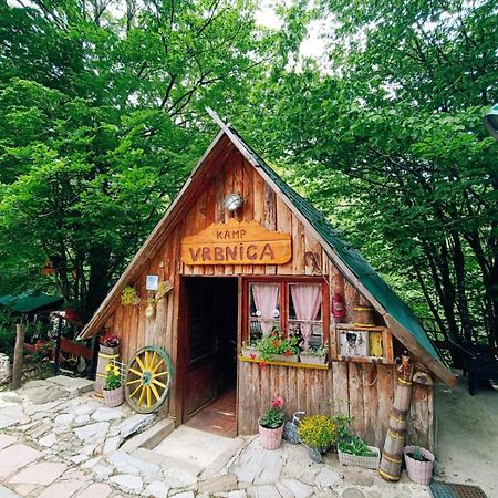 Kamp Vrbnica Hotel Pluzine Exterior photo