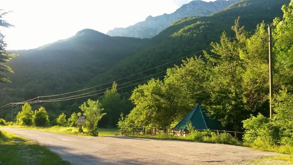 Kamp Vrbnica Hotel Pluzine Exterior photo